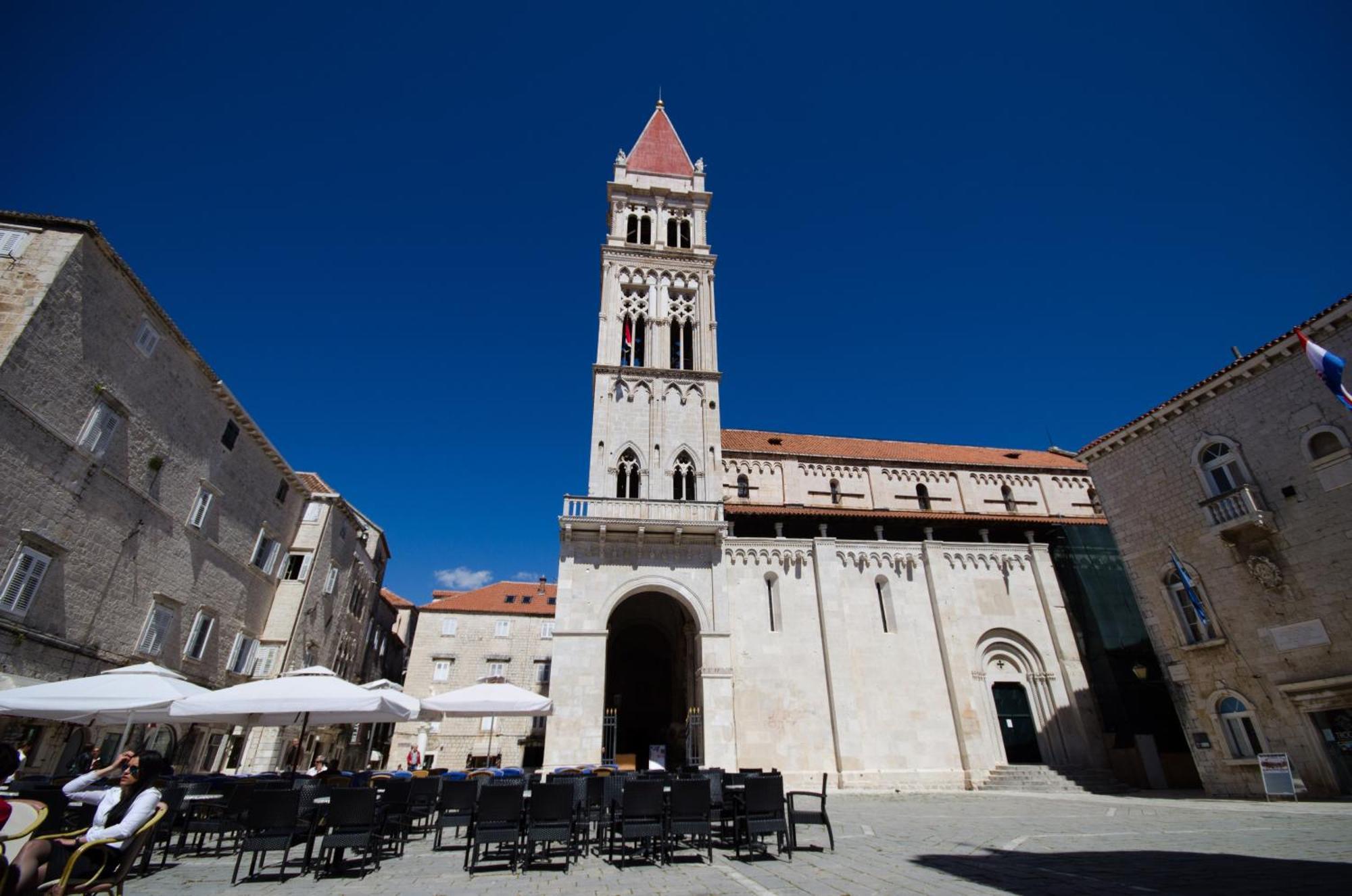 Apartments Lea Trogir Eksteriør billede