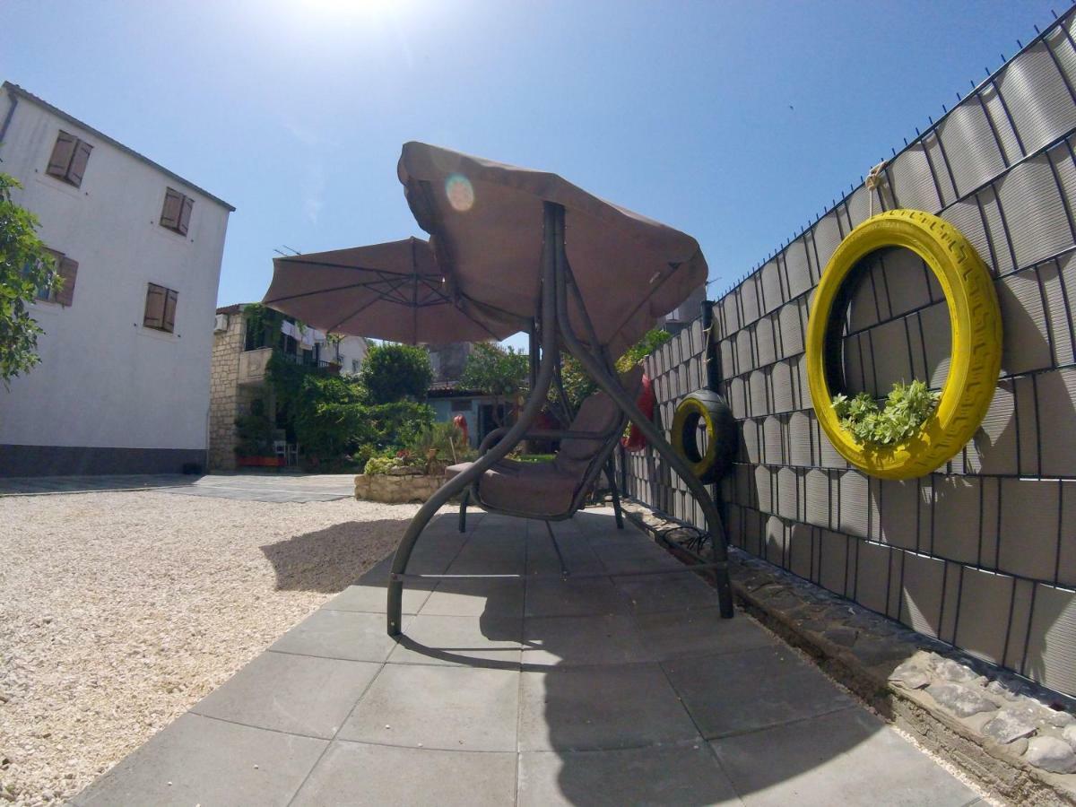 Apartments Lea Trogir Eksteriør billede